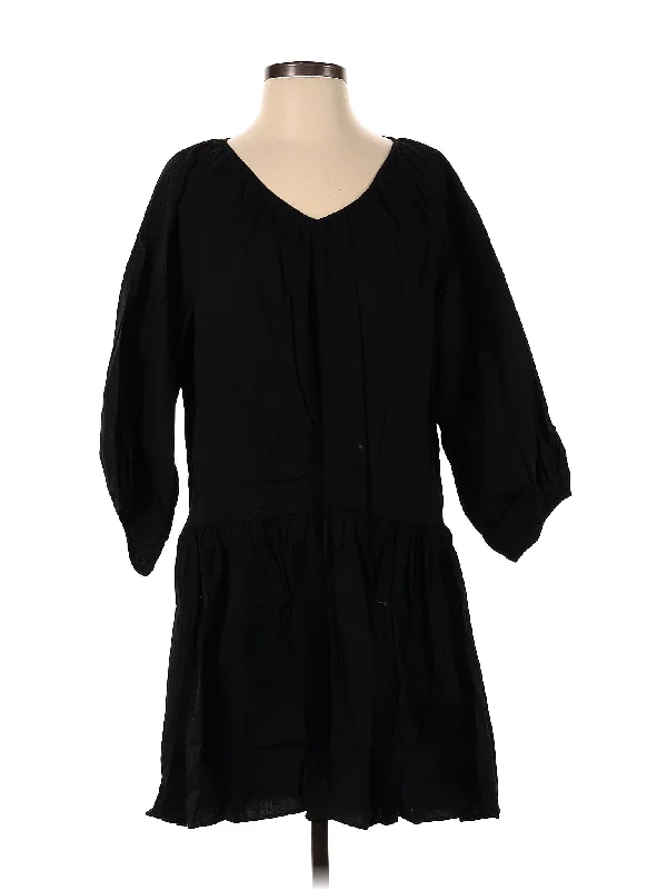 Casual Dress Crew Neckline Sporty