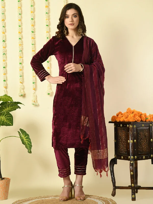 Women's Magenta Velvet Kurta & Trousers With Dupatta Party Sets - Myshka Trousers Cargo pockets Women's Magenta Velvet Kurta & Trousers With Dupatta Party Sets - Myshka Trousers Cargo pockets