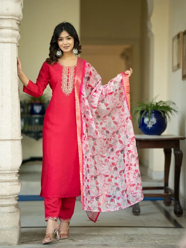 Women's Floral Yoke Design Sequinned Chanderi Silk Straight Kurta With Trouser & Dupatta - Aspora Trousers Tapered Slim Fit Women's Floral Yoke Design Sequinned Chanderi Silk Straight Kurta With Trouser & Dupatta - Aspora Trousers Tapered Slim Fit