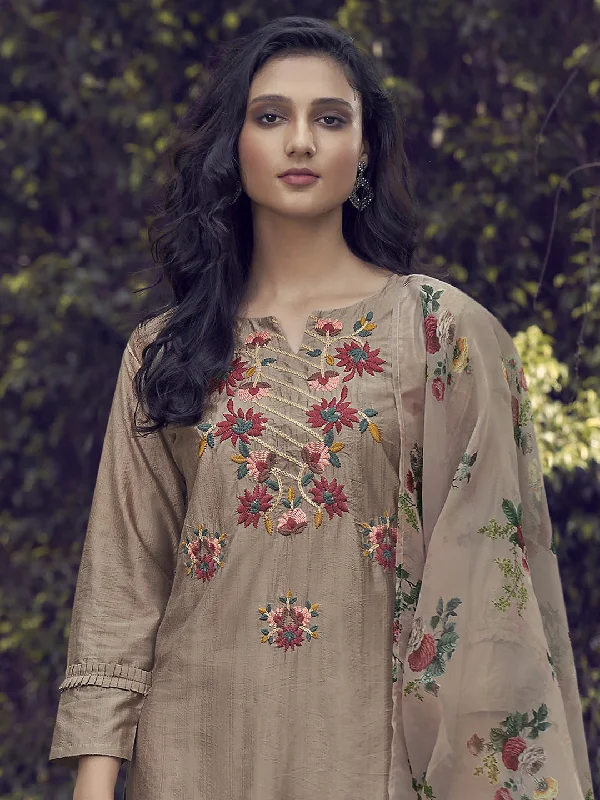 Women's Coffee Embroidered Straight Kurta Trouser With Dupatta Set - Indo Era Trousers Travel Practical Women's Coffee Embroidered Straight Kurta Trouser With Dupatta Set - Indo Era Trousers Travel Practical