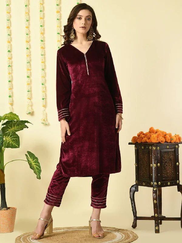 Women's Magenta Velvet Kurta With Trousers Party Sets - Myshka Trousers Seasonal Trendy Women's Magenta Velvet Kurta With Trousers Party Sets - Myshka Trousers Seasonal Trendy