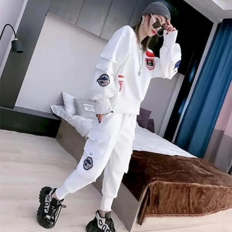 Autumn New Casual Sports Suits Women Loose Long-sleeved Pullover And Overalls Two-piece Sets Fashion Streetwear Womens Set S4707369 Chunky Knit Pullover Autumn New Casual Sports Suits Women Loose Long-sleeved Pullover And Overalls Two-piece Sets Fashion Streetwear Womens Set S4707369 Chunky Knit Pullover