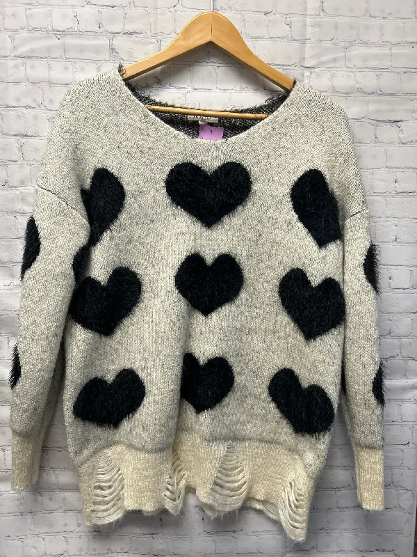 Size Medium Ladies Gray Print Sweater Faux Fur Fabric Real Fur Fabric Shearling Fabric Size Medium Ladies Gray Print Sweater Faux Fur Fabric Real Fur Fabric Shearling Fabric