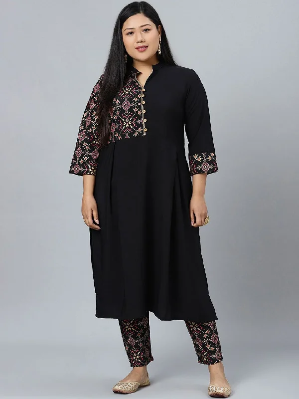 Sztori Plus Size Black Floral Printed Mandarin Collar Straight Kurta with Trousers Trousers Floral Bohemian