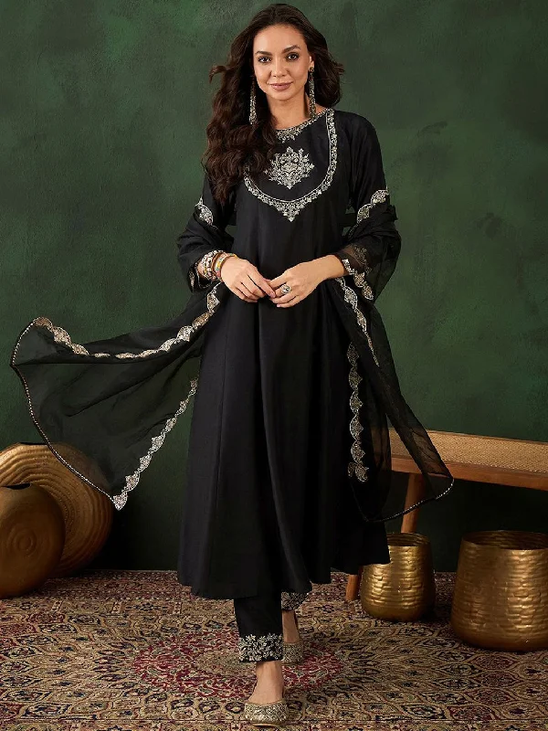 Sangria Black Floral Embroidered Round Neck Zari A-Line Kurta With Trouser & Dupatta Trousers Chinos Classic