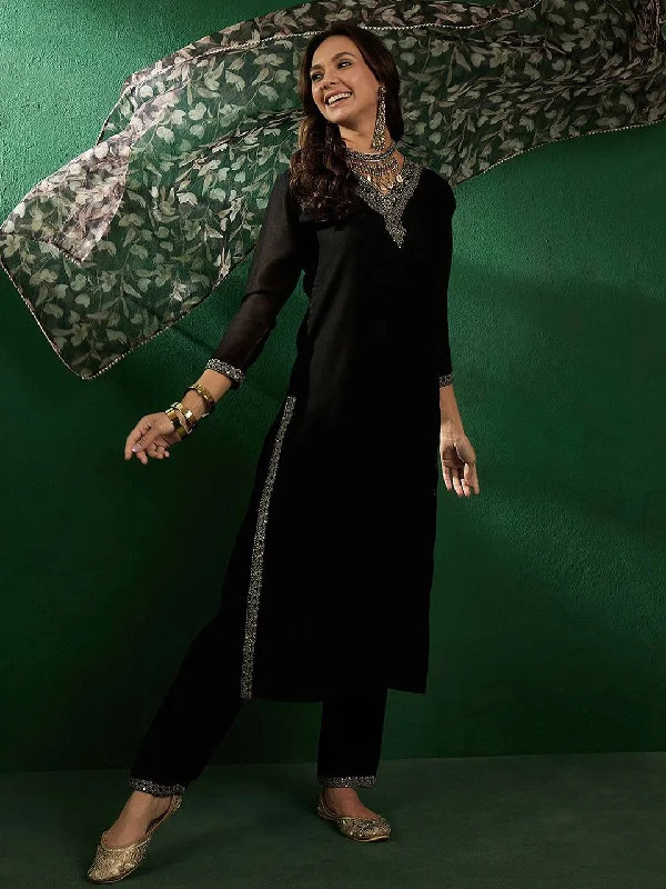 Sangria Ethnic Motifs Yoke Design Sequinned V-Neck Straight Kurta With Trouser & Dupatta Trousers Lace Delicate